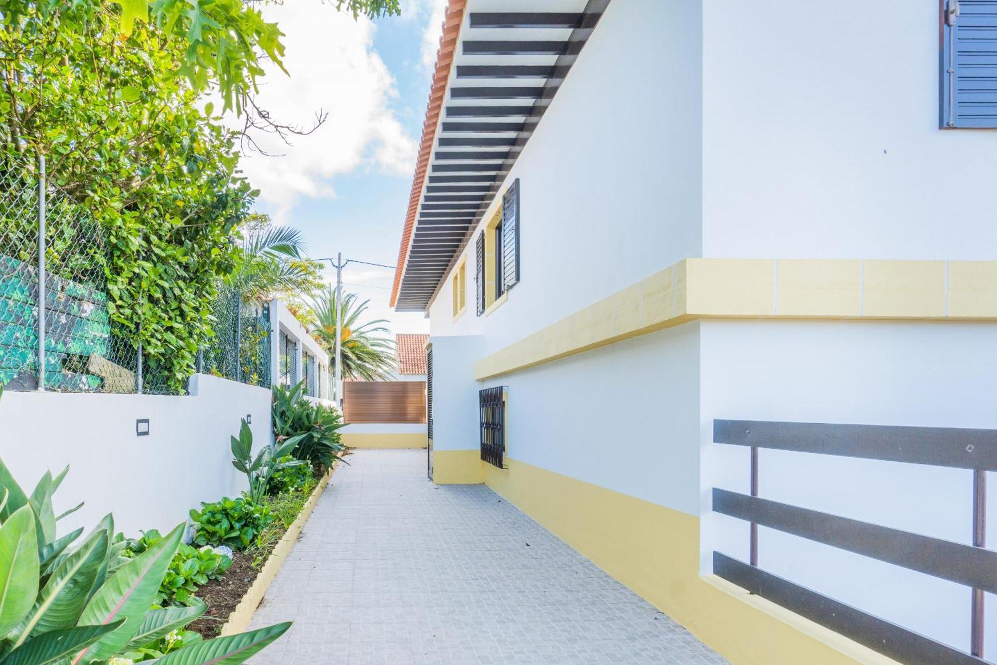Pinheiro Sun&Beach House Ponta Delgada  Ngoại thất bức ảnh